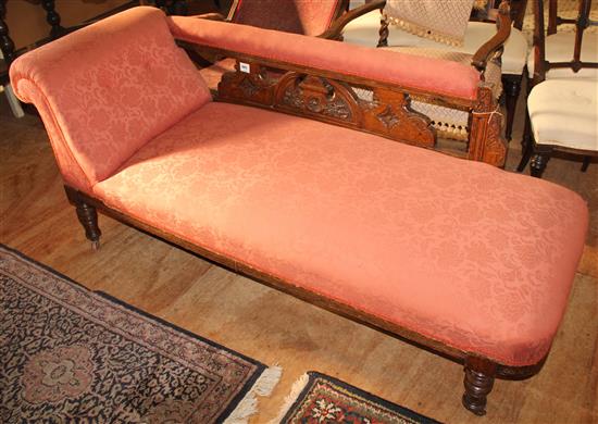 Walnut upholstered chaise longue